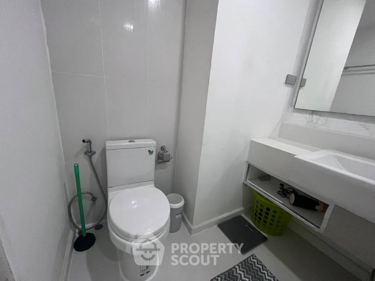 รูป คอนโด 1-ห้องนอน ที่ เซเว่น ซีส์ คอนโด รีสอร์ท จอมเทียน ใกล้ เมืองพัทยา (ID 3281367) - รูปที่ 8/11