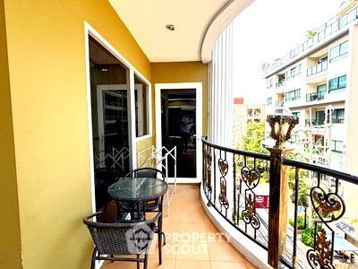 Condos for sale : 1-BR Condo at Siam Oriental Twins Pratumnak close to Phratamnak (ID 3280995)