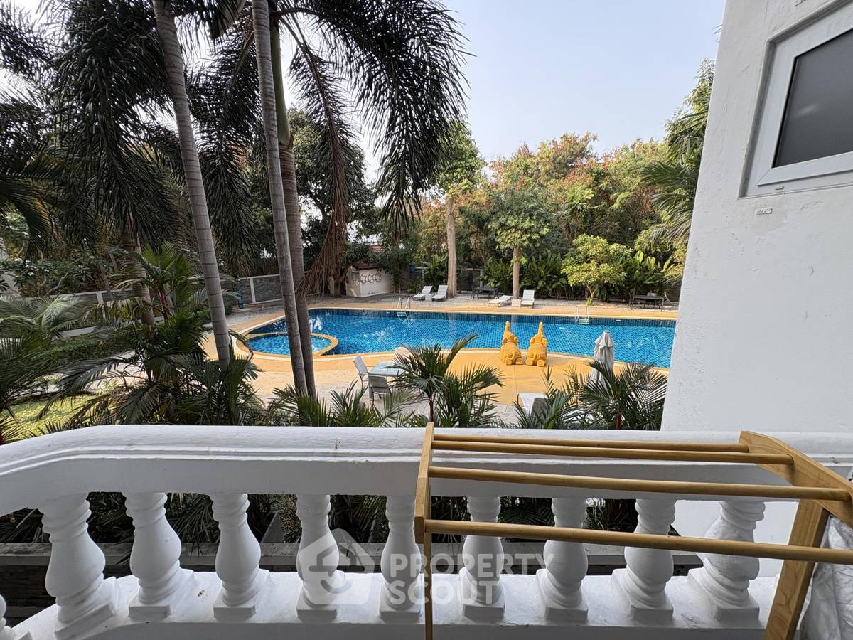 รูป คอนโด 2 ห้องนอน ขนาด 143 ตร.ม. ขายที่ Ruamchok Condo View 2 ย่านพระตำหนัก (ID 3281168) - รูปที่ 23/26