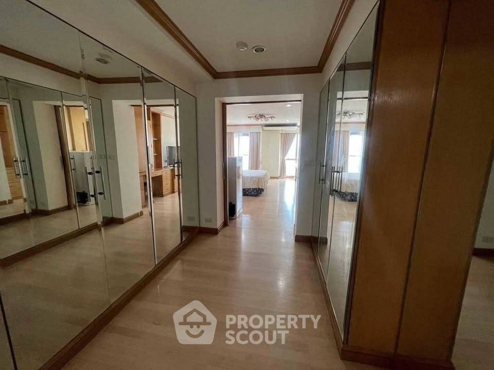 รูป คอนโด 3-ห้องนอน ที่ สีลม สวีท คอนโดมิเนียม ใกล้ BTS เซนต์หลุยส์ (ID 3287407) - รูปที่ 17/45