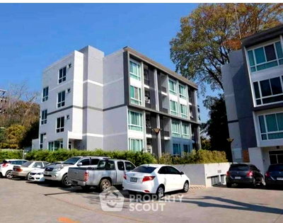 Condos for sale : 2-BR Condo At Casa Condo Chiangmai Near Payap University (ID 2704729)