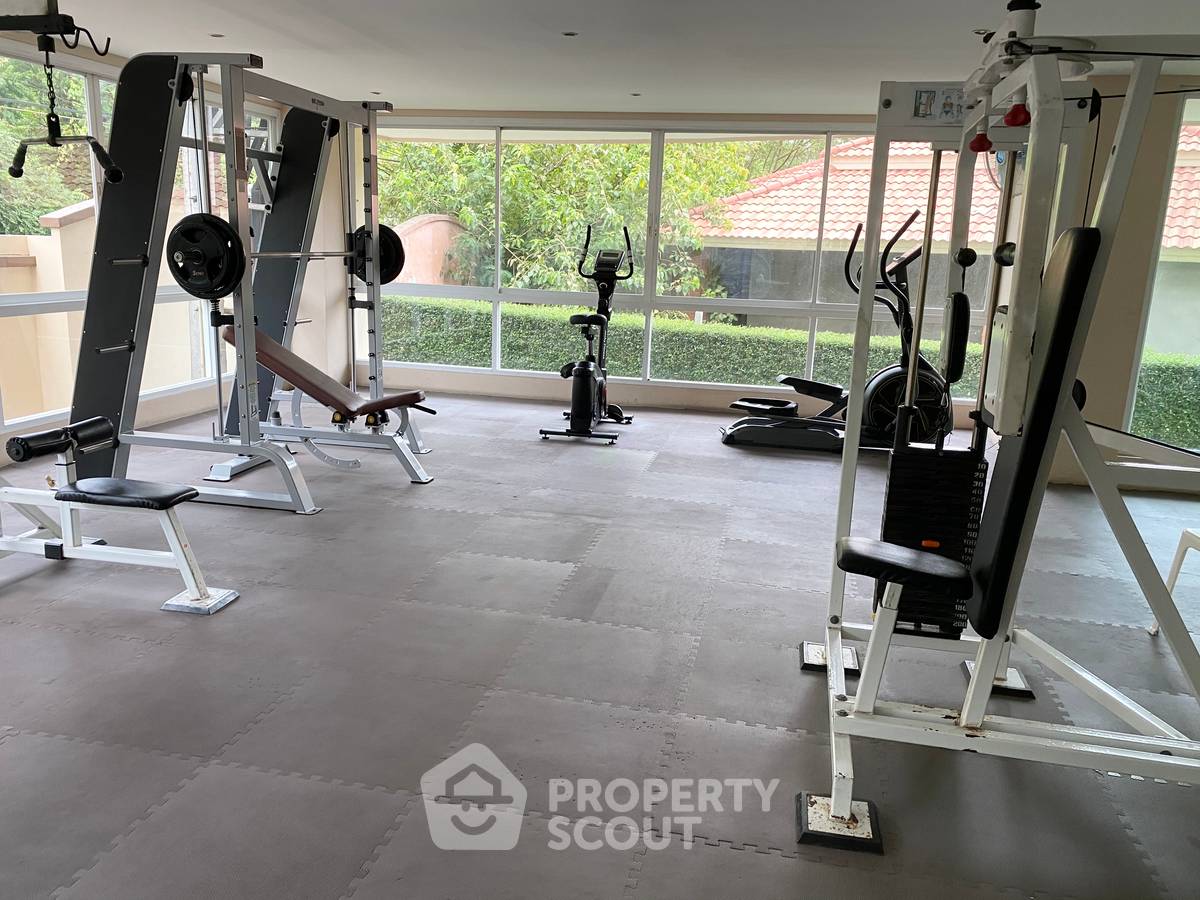 รูป คอนโด 1-ห้องนอน ที่ เอคเซคคิวทิฟ เรสซิเดนซ์ 4 ใกล้ ถนนพระตำหนัก พัทยา (ID 3281681) - รูปที่ 17/56