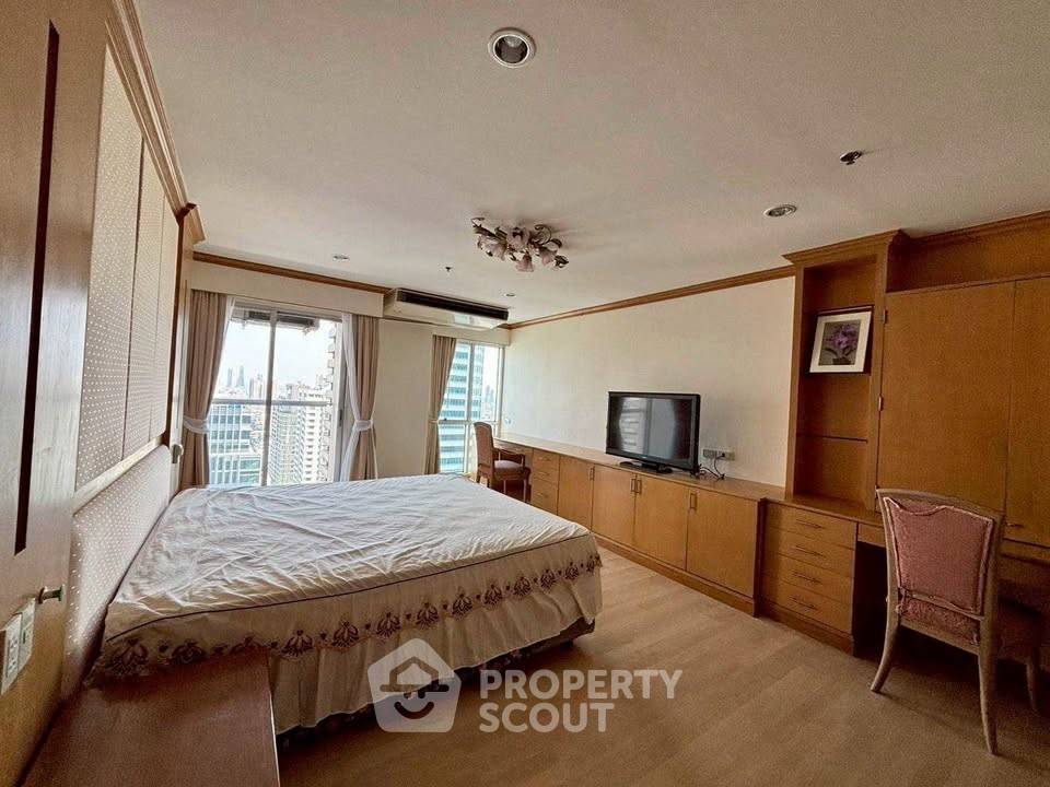 รูป คอนโด 3-ห้องนอน ที่ สีลม สวีท คอนโดมิเนียม ใกล้ BTS เซนต์หลุยส์ (ID 3287407) - รูปที่ 37/45