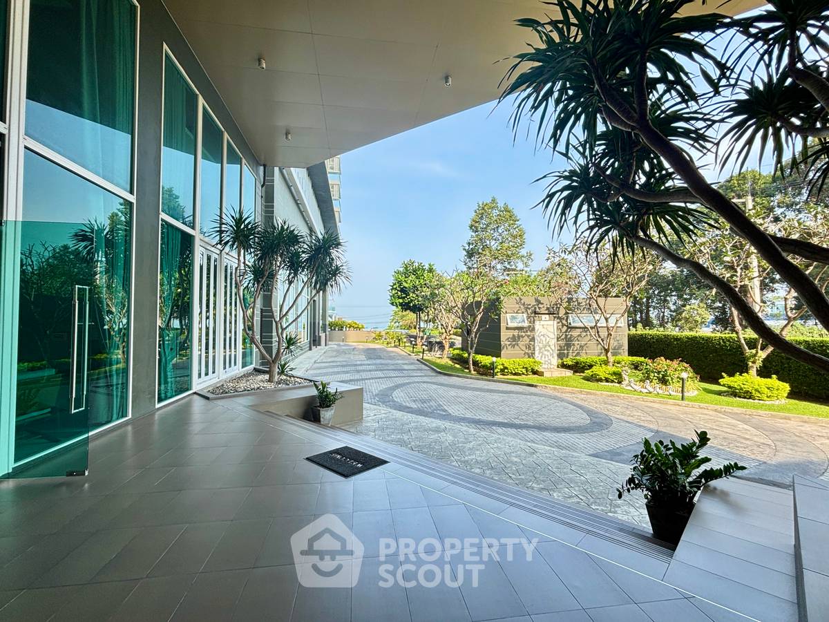 picture 3-BR Condo at Del Mare Condominium close to Bangsaray (ID 3281157) - 35/48
