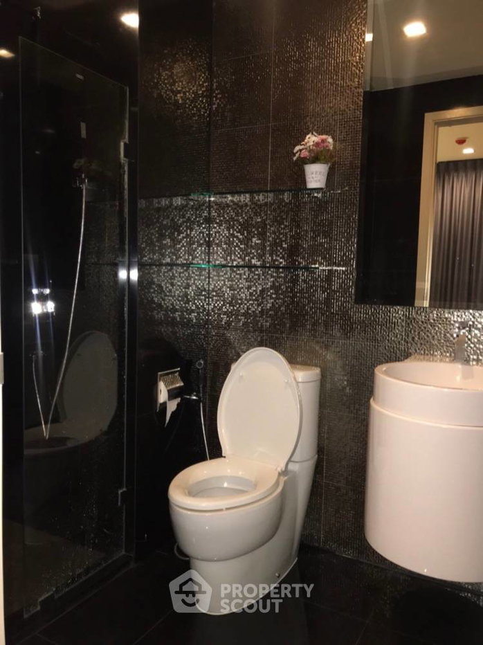 รูป คอนโด 1-ห้องนอน ที่ ริทึ่ม สุขุมวิท 36-38 ใกล้ BTS ทองหล่อ (ID 649855) - รูปที่ 8/10