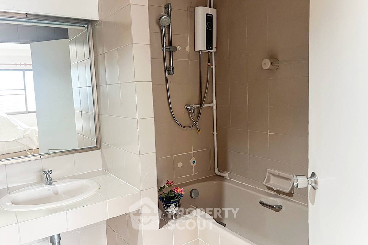 รูป คอนโด 2-ห้องนอน ที่ สราญใจ แมนชั่น คอนโดมิเนียม ใกล้ BTS นานา (ID 2548900) - รูปที่ 9/9