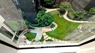 Condos for rent : 1-BR Condo at XT Huaikhwang near MRT Huai Khwang (ID 3000004)