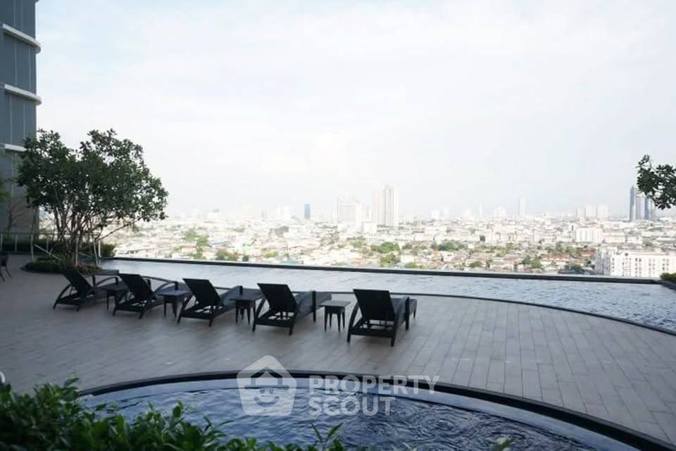 picture High-Floor 2-BR 99 Sqm At Menam Residences (ID 3147402) - 15/15