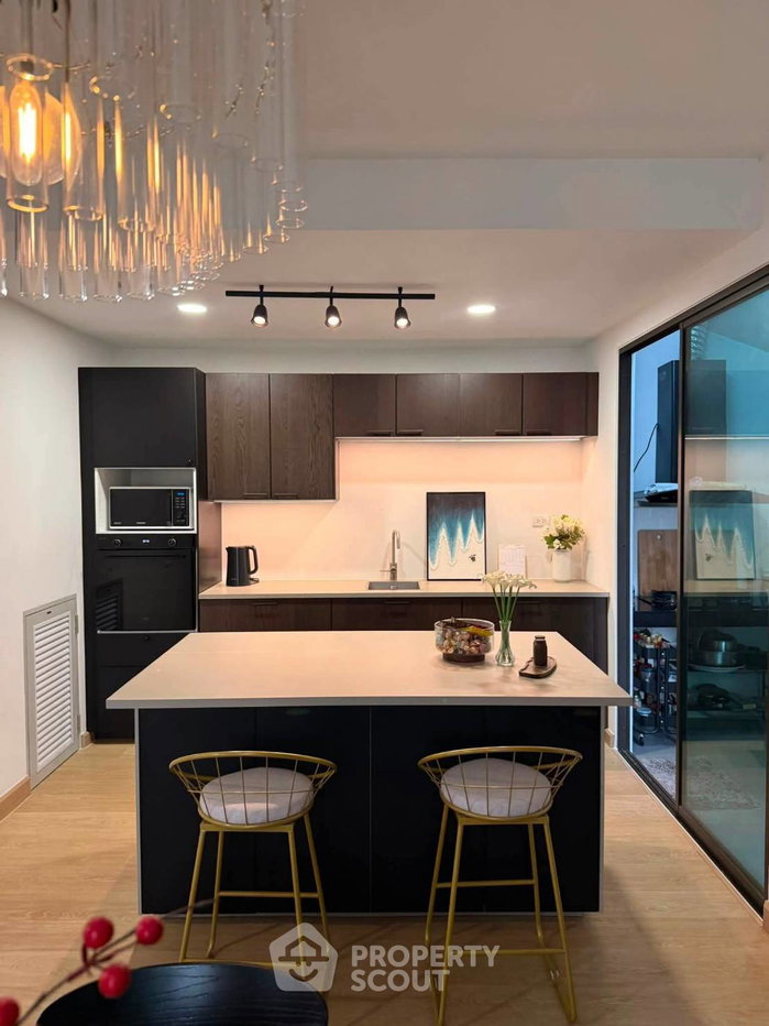 รูป บ้าน 4-ห้องนอน ที่ เองเกิ้ล เฮ้าส์ โรงโป๊ะ-มอเตอร์เวย์ 7 ใน ตะเคียนเตี้ย (ID 3286740) - รูปที่ 4/10
