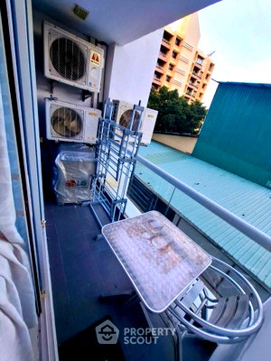 Condos for rent : 2-BR Serenity Wongamat Condo, Sanctuary Of Truth Area (ID 3281406)