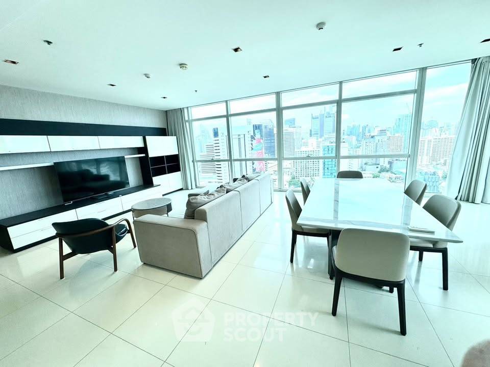 picture 3-BR Condo at Athenee Residence near BTS Phloen Chit (ID 3288038) - 4/10