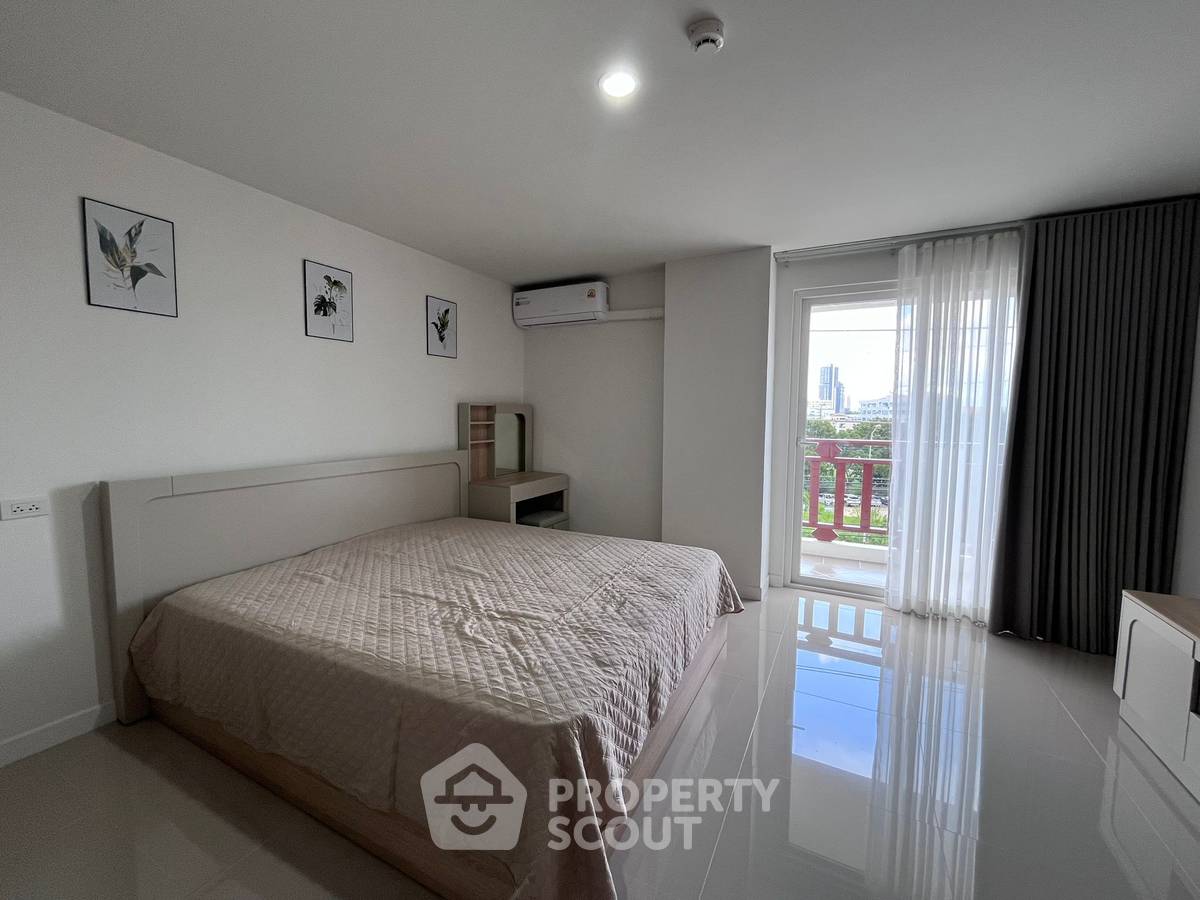 รูป คอนโด 3-ห้องนอน ที่ รอยัล ฮิลล์ รีสอร์ท ใกล้ พัทยาใต้ (ID 3281409) - รูปที่ 12/13