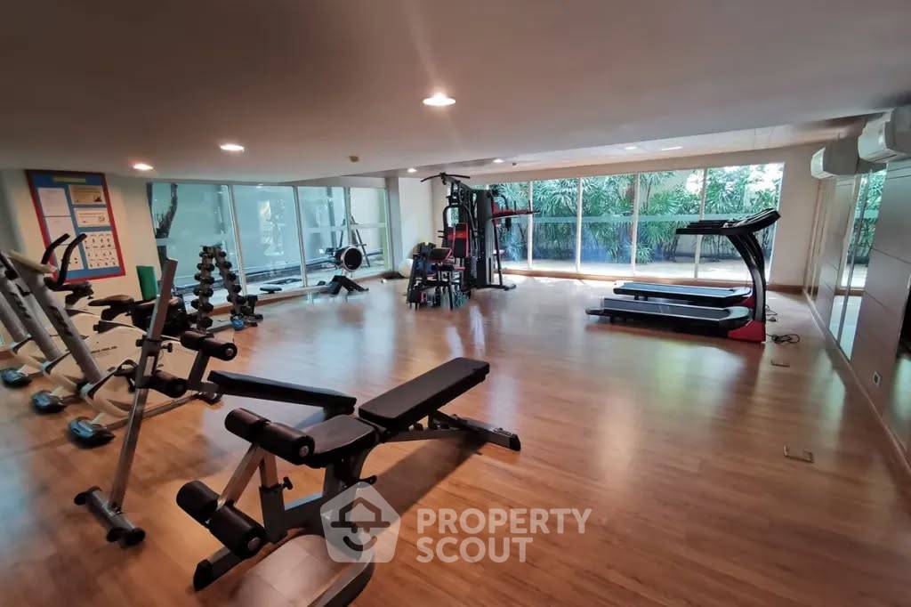 รูป คอนโด 3 ห้องนอน 248 ตร.ม. เดอะ เครสต์ สุขุมวิท 24 ใกล้ BTS พร้อมพงษ์ 400 ม. (ID 3082342) - รูปที่ 20/22