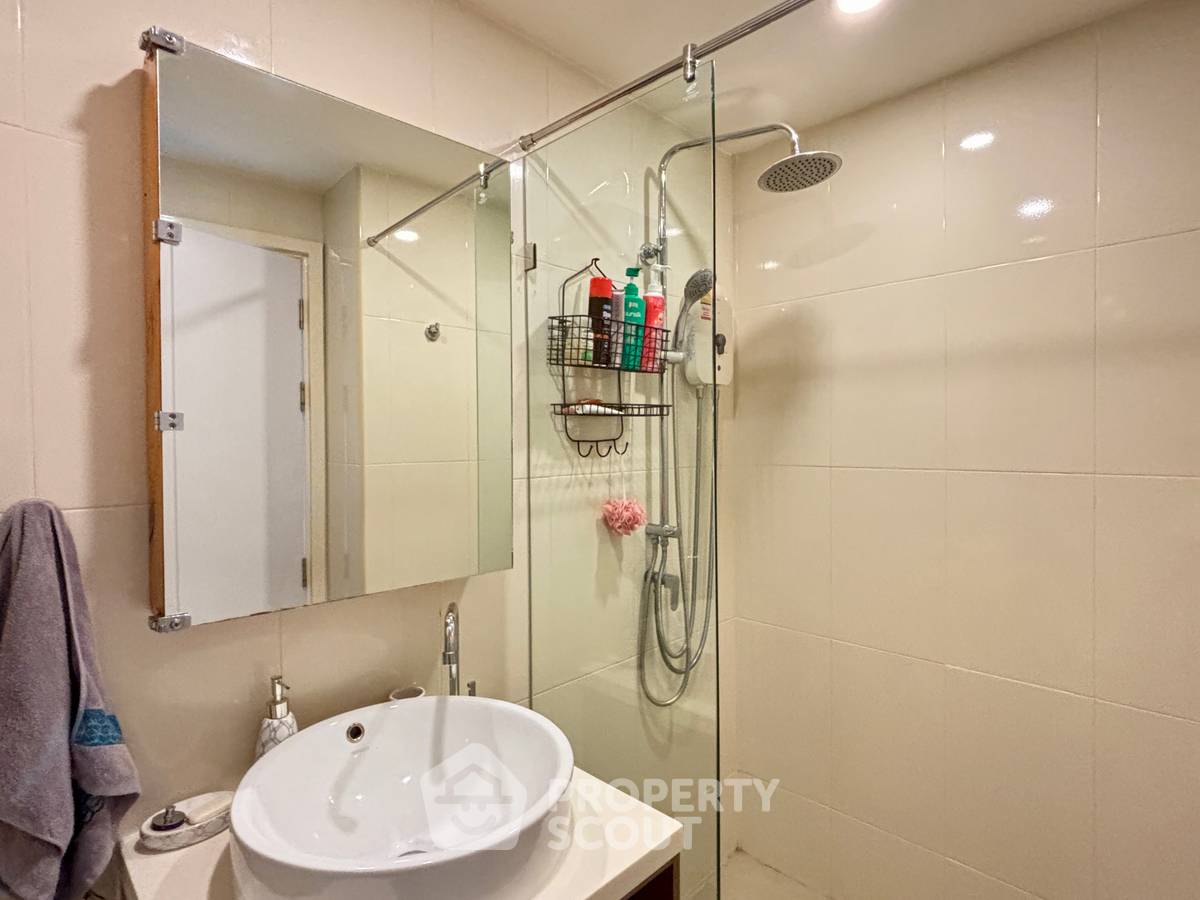 รูป ขายคอนโด 2 ห้องนอน Sea Saran Condominium บางเสร่ (ID 3281067) - รูปที่ 26/30