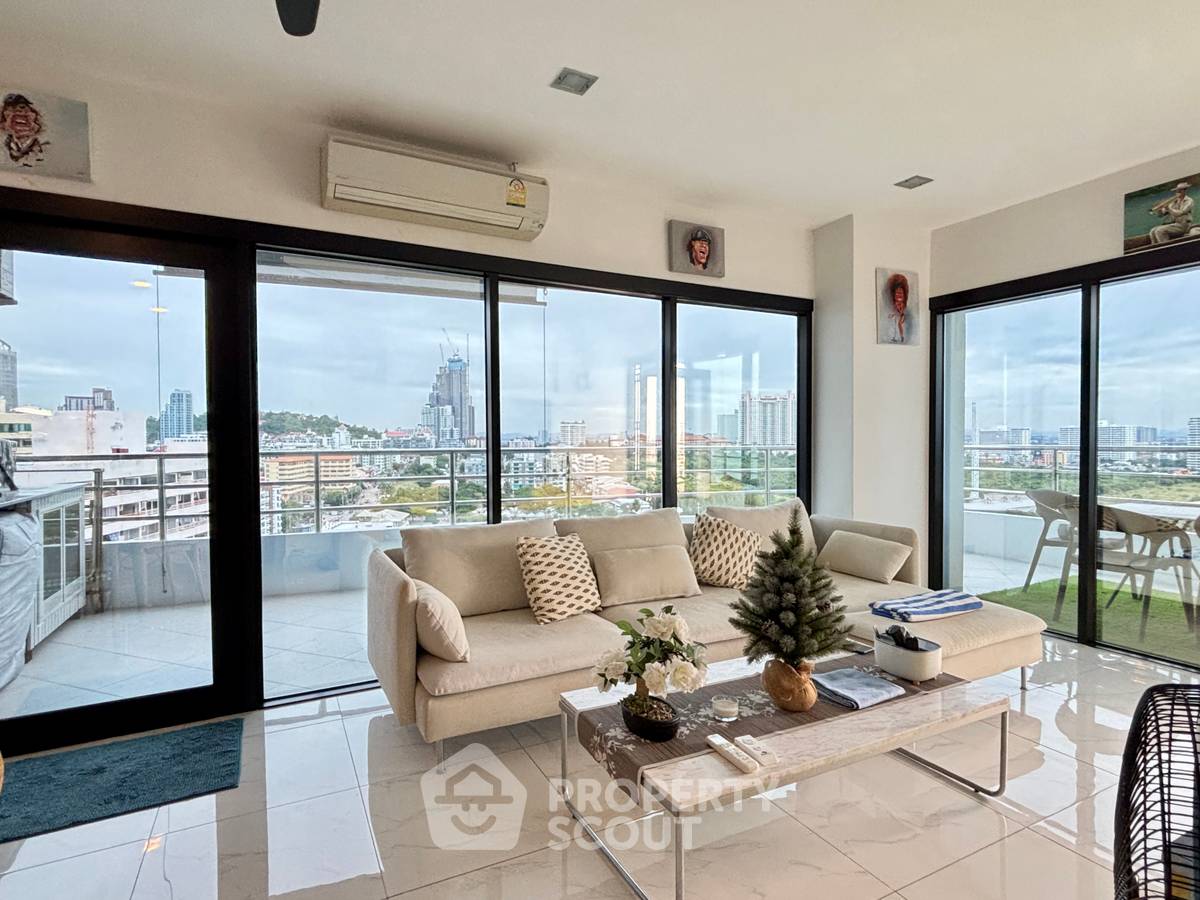 picture 2-BR Condo at View Talay 3 close to Phratamnak (ID 3281144) - 21/22