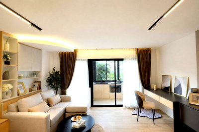 Condos for rent 700 Year Sports Arena Chiang Mai : Renovated, fully furnished studio at Thaweephol Tower — ฿11,000/month