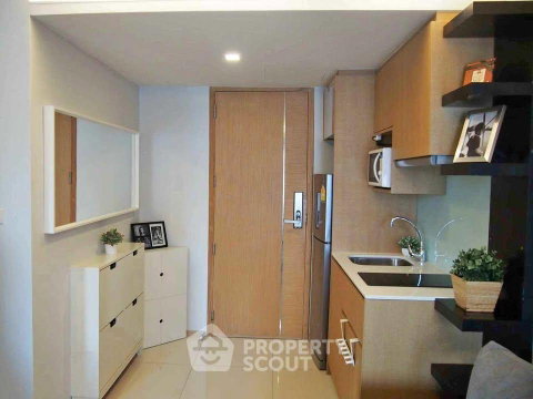ราคาน่าสนใจ คอนโด 1 ห้องนอน Socio Ruamrudee ใกล้ BTS นานา (ID 3046835)