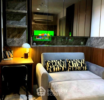 Condos for sale : 37th-Floor 1-BR At Life Asoke - Rama 9 Near MRT Phra Ram 9 (ID 3287664)