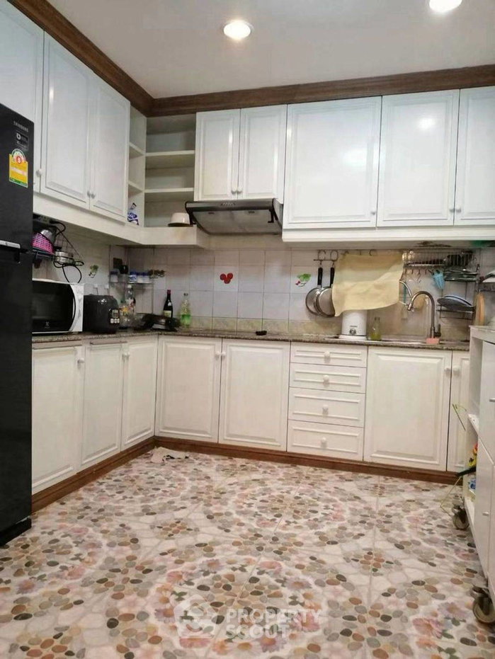 รูป ขายคอนโด 3 ห้องนอน Richmond Palace Condominium ใกล้ BTS พร้อมพงษ์ (ID 2316623) - รูปที่ 3/13