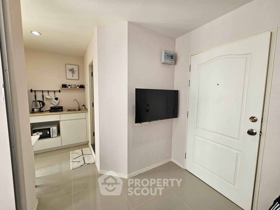 รูป คอนโด 1-ห้องนอน ที่ ลุมพินี วิลล์ นาเกลือ-วงศ์อมาตย์ ใกล้ ชายหาดนาเกลือ (ID 3281311) - รูปที่ 3/8