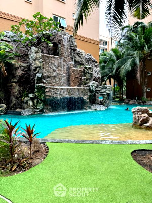 Condos for sale : 2-BR Condo At Atlantis Condo Resort, Pattaya | 72 Sqm (ID 3281605)
