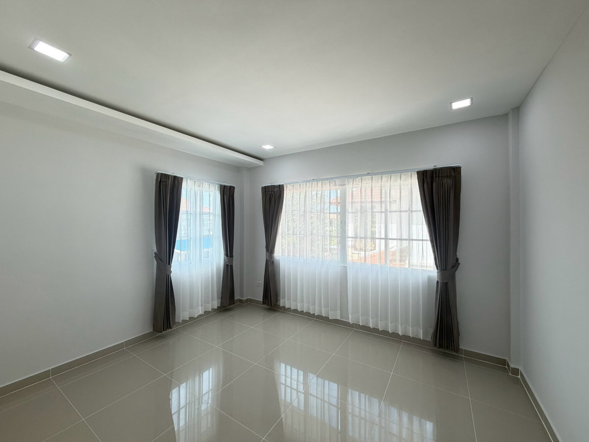 รูป บ้านเดี่ยวหลังใหญ่ กว้างมาก หมู่บ้านเคซีพาร์ควิลล์ 3 ทำเลดี ถนนหทัยราษฎร์ 34/1 ตกแต่งใหม่ สวย พร้อมอยู่ ราคาคุ้มมาก - รูปที่ 19/30