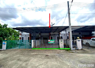 Townhouses for sale ปลวกแดง : TOWN HOUSE 25.3 Sq.w. Pluak Daeng Rayong for 1.1M