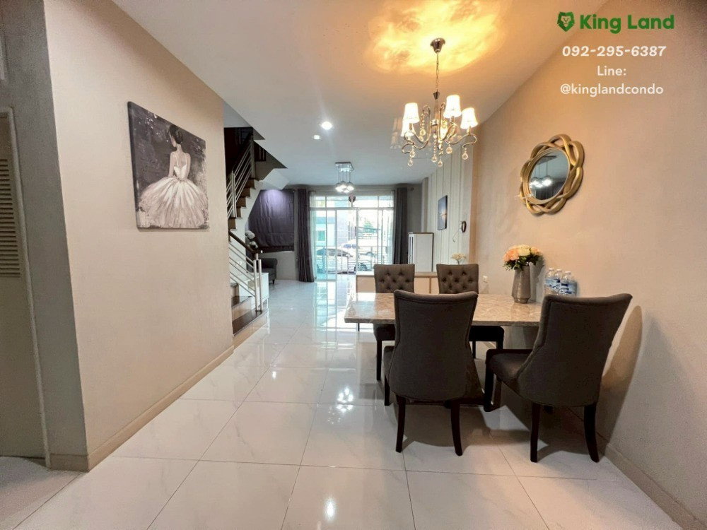 รูป #ให้เช่าทาว์นโฮม 3 ชั้น หมู่บ้านรื่นฤดี7 รามอินทรา - หทัยราษฎร์  ตกแต่งสุดหรูมากๆ มี 3ห้องนอน 3 ห้องน้ำ  #เฟอร์นิเจอร์ครบจัดเต็มสุดๆ จอดรถได้ 2คัน - รูปที่ 3/18