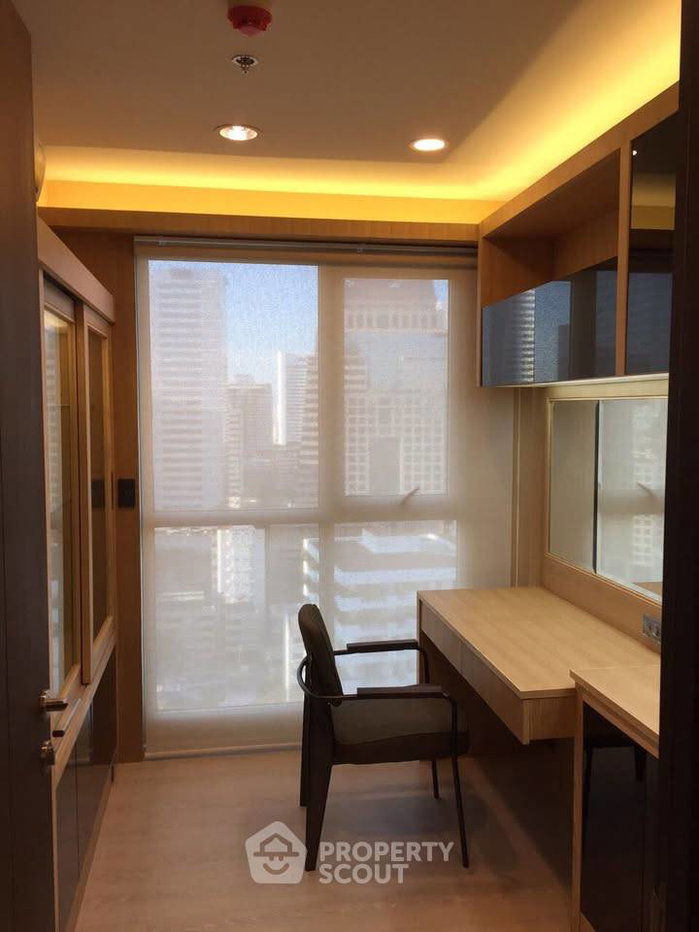 รูป คอนโดชั้น 21 ห้องนอน 1 ห้อง Rhythm Sathorn ใกล้ BTS สะพานตากสิน (ID 3235694) - รูปที่ 4/10