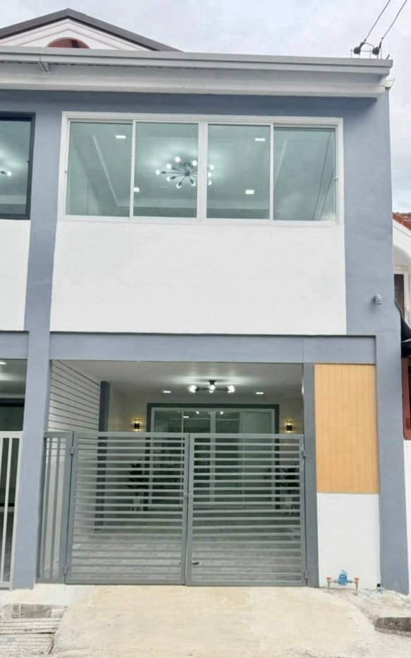 รูป หมู่บ้านบางใหญ่ซิตี้  ตรงข้ามเซ็นทรัลเวสเกต ทาวน์เฮาส์ 2 ชั้น ตกแต่งใหม่ อยู่หลังตลาดบางใหญ่ทำเลใกล้รถไฟฟ้าสายสีม่วง ฝั่งตรงข้ามเซ็นทรัลเวสเกต - รูปที่ 3/18