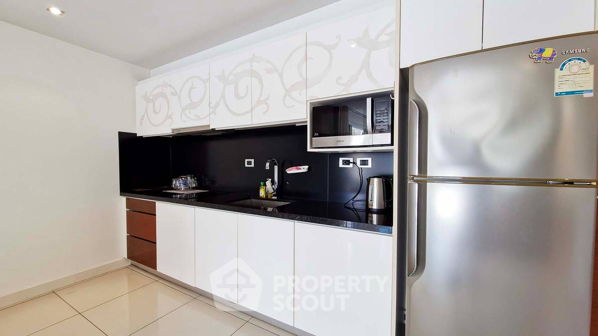 picture 1-BR Condo at Sunset Boulevard Residence close to Phratamnak (ID 3281380) - 16/19
