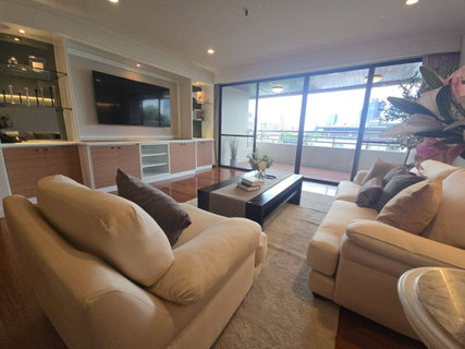 รูปภาพ LTHC16130 - Spacious Condo for Rent Sukhumvit 16 | Mayfair Garden | 220 sq.m. | 3 Beds 3 Baths | Fully Furnished | 110K