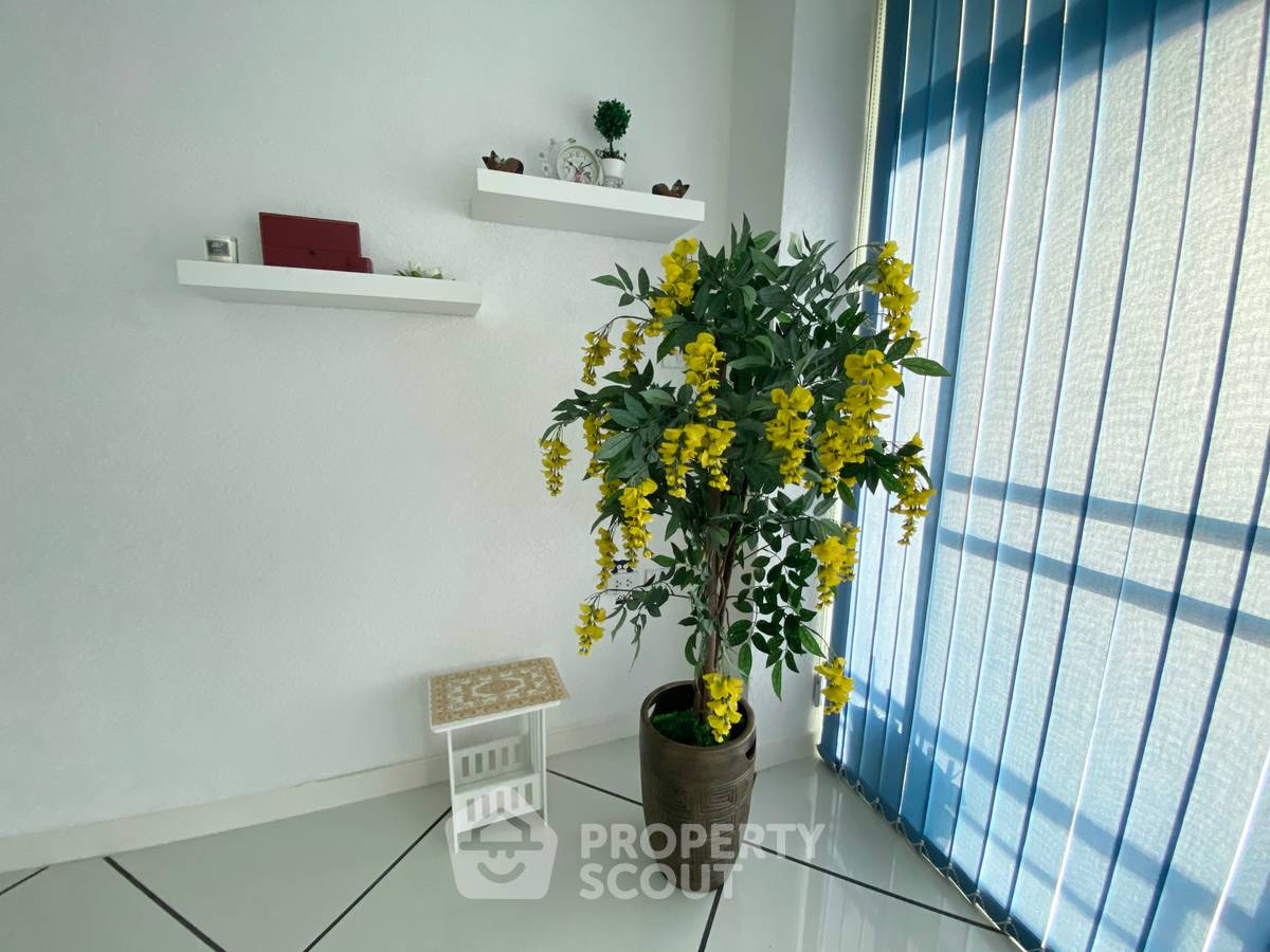 รูป คอนโด 1-ห้องนอน ที่ เอคเซคคิวทิฟ เรสซิเดนซ์ 4 ใกล้ ถนนพระตำหนัก พัทยา (ID 3281681) - รูปที่ 35/56