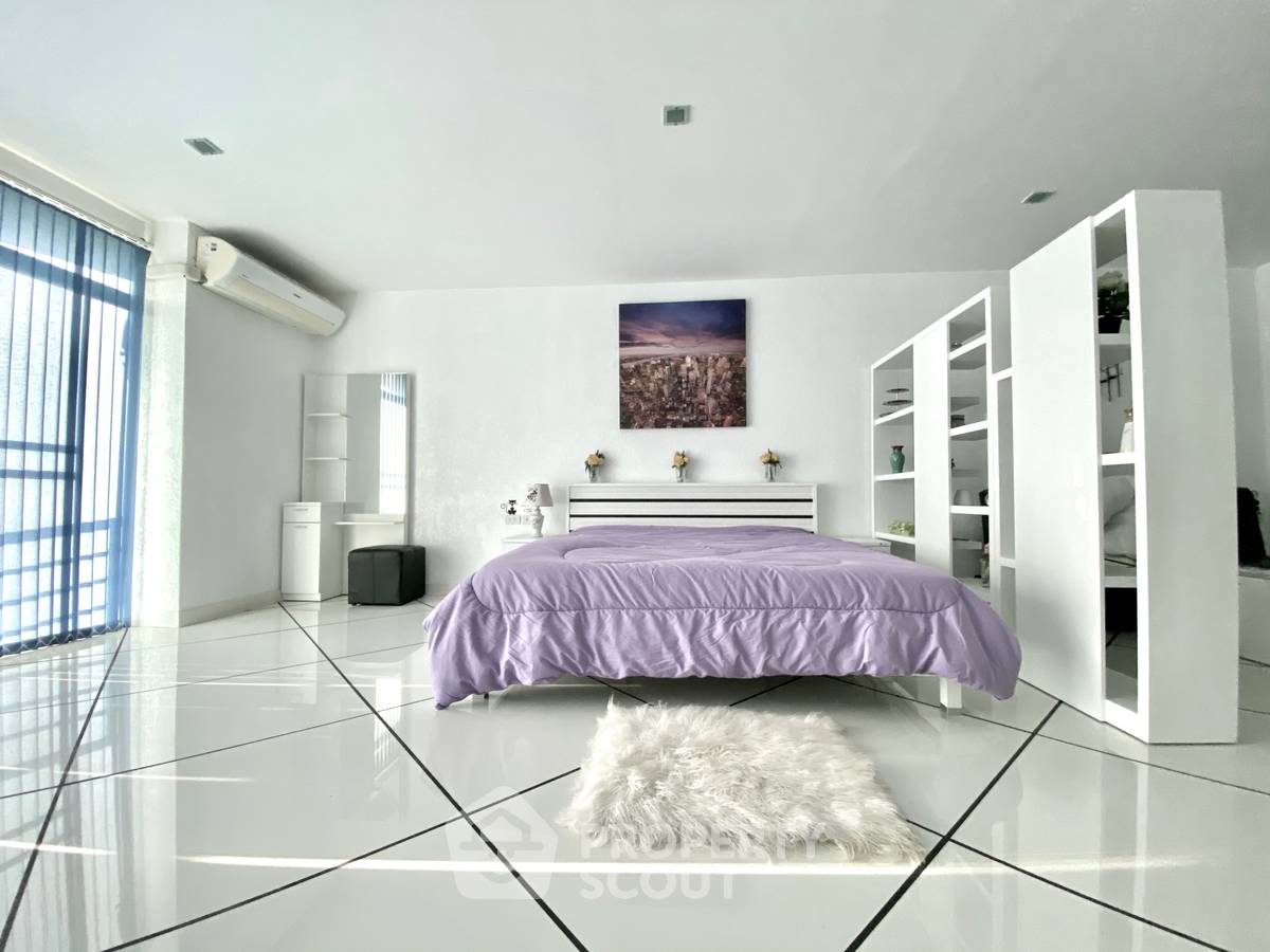 รูป คอนโด 1-ห้องนอน ที่ เอคเซคคิวทิฟ เรสซิเดนซ์ 4 ใกล้ ถนนพระตำหนัก พัทยา (ID 3281681) - รูปที่ 41/56