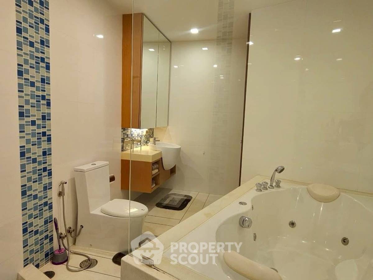 picture Large 2-BR 154 Sqm For Sale At Ananya Beachfront Condominium (ID 3281149) - 15/19