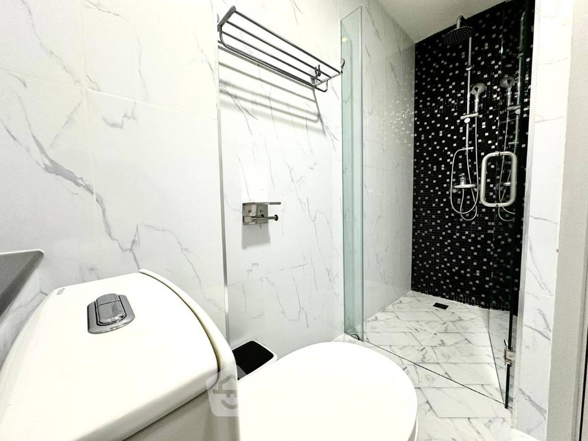 รูป คอนโด 2 ห้องนอน ขายที่ Regent Pratumnak Condominium พระตำหนัก (ID 3281063) - รูปที่ 24/28