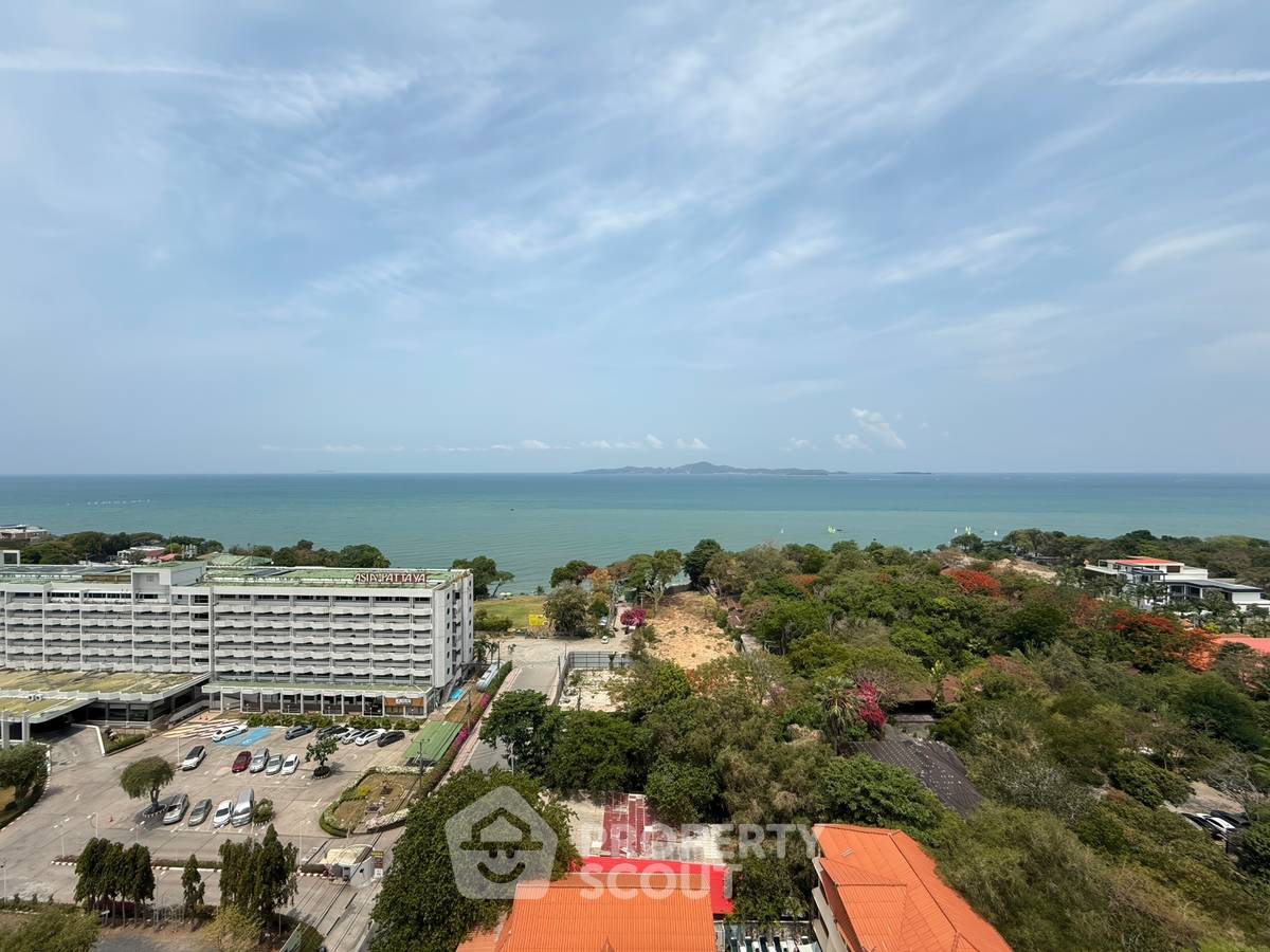 picture Spacious 1-BR 76 Sqm For Sale At One Tower Pratamnak (ID 3282365) - 2/12