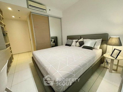รูปภาพ ใกล้ BTS เอกมัย 200 ม. คอนโด 1 ห้องนอน 45 ตร.ม. The Lofts Ekkamai (ID 3287992)