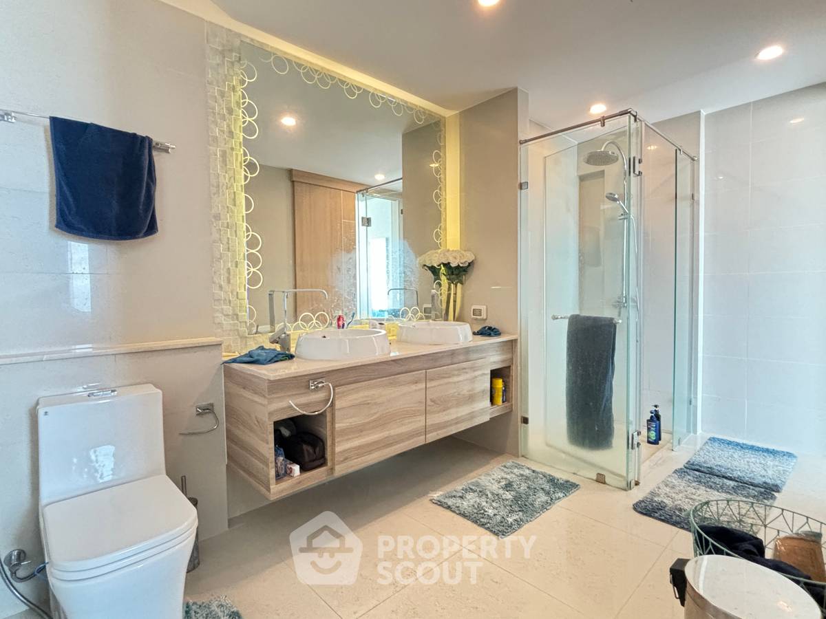 รูป คอนโด 2 ห้องนอน ชั้น 32 ขนาด 82 ตร.ม. The Riviera Jomtien (ID 3281134) - รูปที่ 10/23