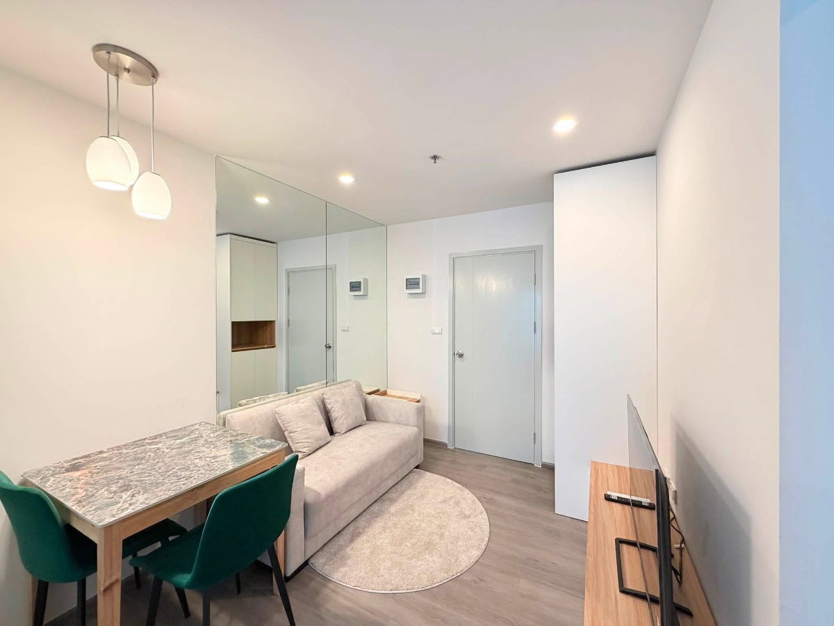 รูป 🏙️ ให้เช่า !  Regent Home Wutthakat ✅ บิ้วอิน กั้นห้องนอน ราคาเพียง 10,000 !  🚇 ใกล้รถไฟฟ้า BTS วุฒากาศ เพียง180 เมตร - รูปที่ 4/11