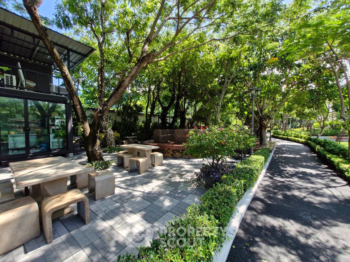 picture 15th-Floor 2-BR Condo At Copacabana Beach Jomtien (ID 3281401) - 38/46