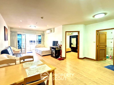 Condos for sale : 1-BR Condo at Nordic Terrace Pratumnak close to Phratamnak (ID 3280973)