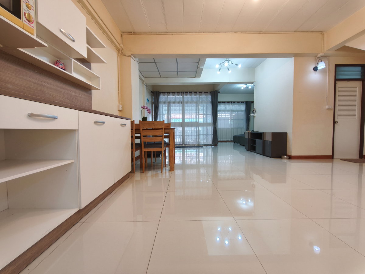 รูป บ้านเช่าพร้อมเฟอร์ฯ  อมตะนคร ชลบุรี - รูปที่ 4/17