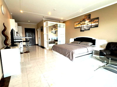 Condos for sale : 1-BR Condo at View Talay 8 Condominium Jomtien close to Jomtien Beach (ID 3282454)