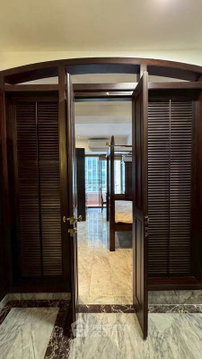 1-BR Condo at Asoke Tower near MRT Phetchaburi (ID 3288239)