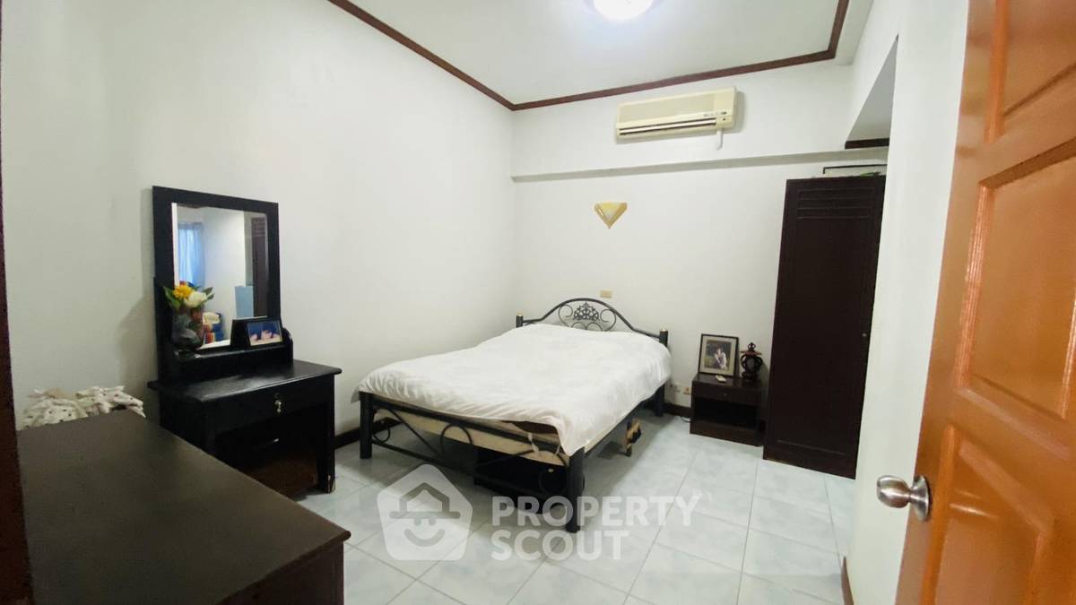 รูป คอนโด 3-ห้องนอน ที่ จอมเทียน คอมเพล็กซ์ ใกล้ หาดจอมเทียน (ID 3282331) - รูปที่ 16/24