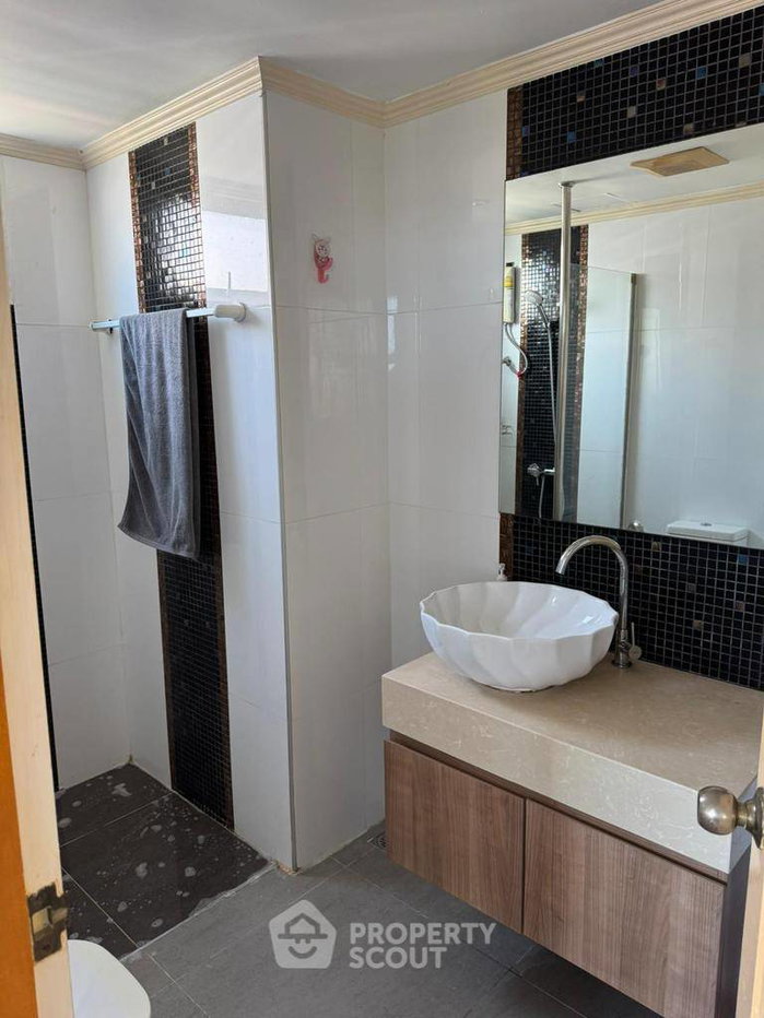 รูป คอนโด 1 ห้องนอน ชั้น 6 Amazon Residence Pattaya Condominiums (ID 3281353) - รูปที่ 5/9