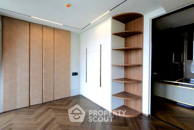 Condos for sale : 100m To BTS Phloen Chit | 1-BR Noble Ploenchit For Sale (ID 2963709)