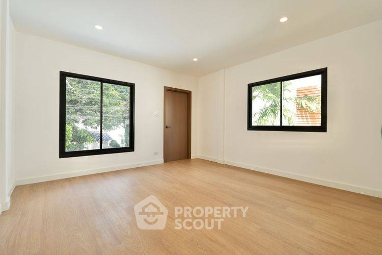 รูป ทาวน์เฮ้าส์ 2 ห้องนอน ขายใน Sosunakhon 2 ทำเลหลักสี่ (ID 3284899) - รูปที่ 6/9