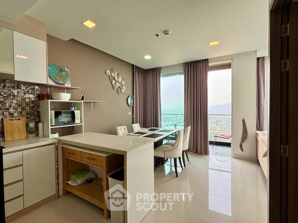picture 3-BR Condo at Del Mare Condominium close to Bangsaray (ID 3281157) - 5/48